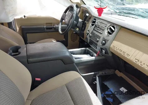 2016 Ford F-250 Xlt из США, поврежденный, VIN 1FT7W2A67GEC38257